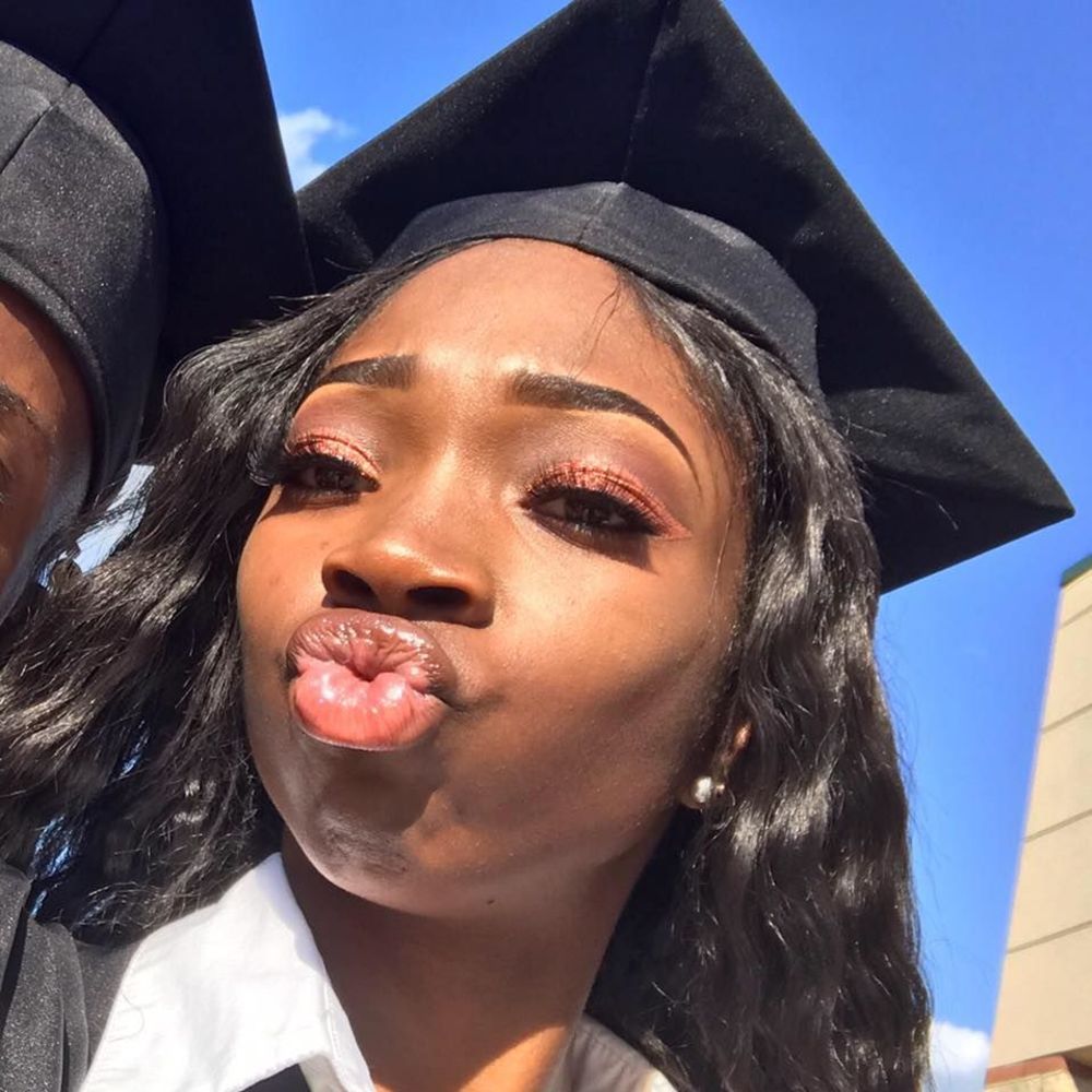 Meet your Posher, Nesa